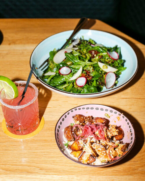Burgers Near Me in Grosse Pointe | Farm-to-Table Restaurant in Grosse Pointe Park, MI | Red Crown Quality Eats